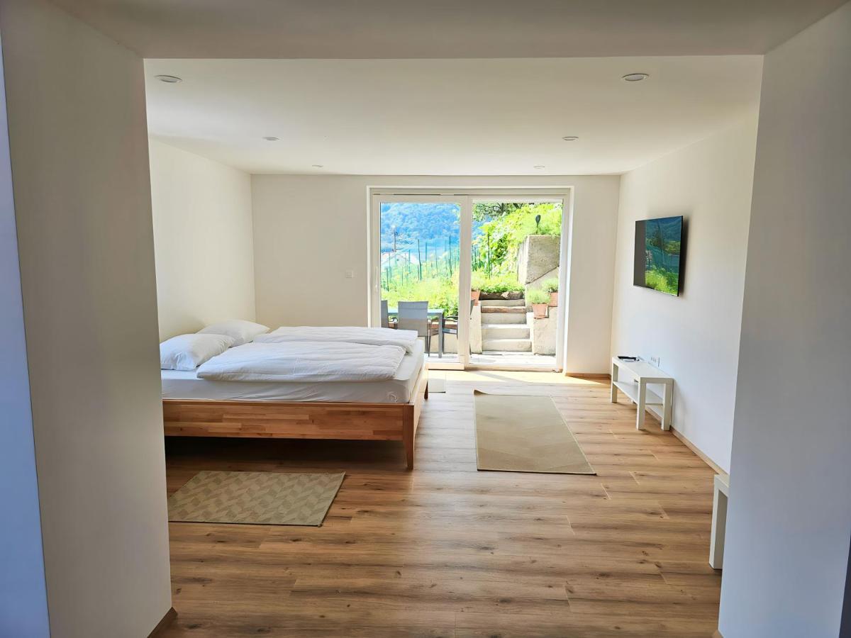 Апартаменты Charming Bella Hideout - Adults Only Есенице Экстерьер фото